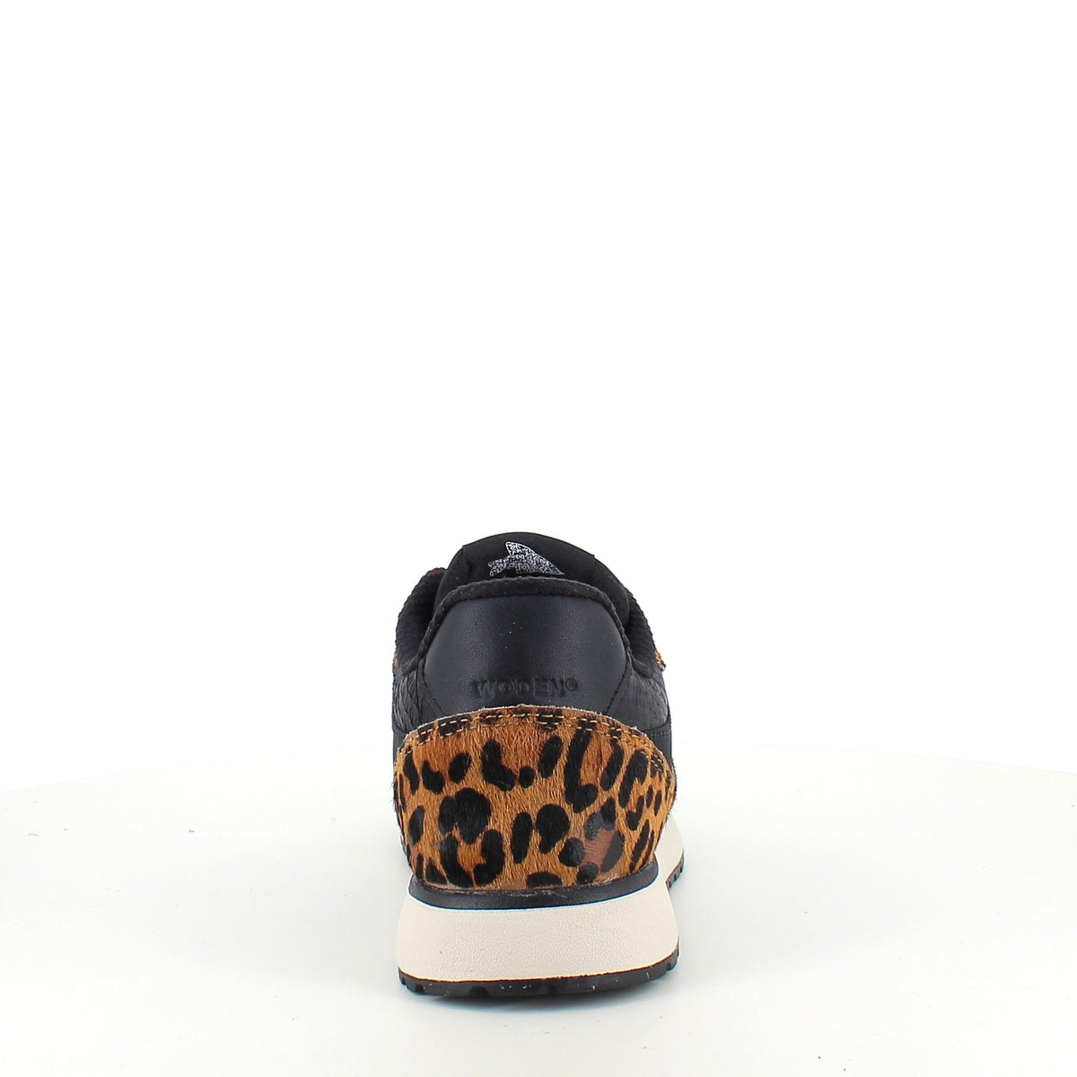 Smarte Woden sneakers i sort mix med leopardmønster