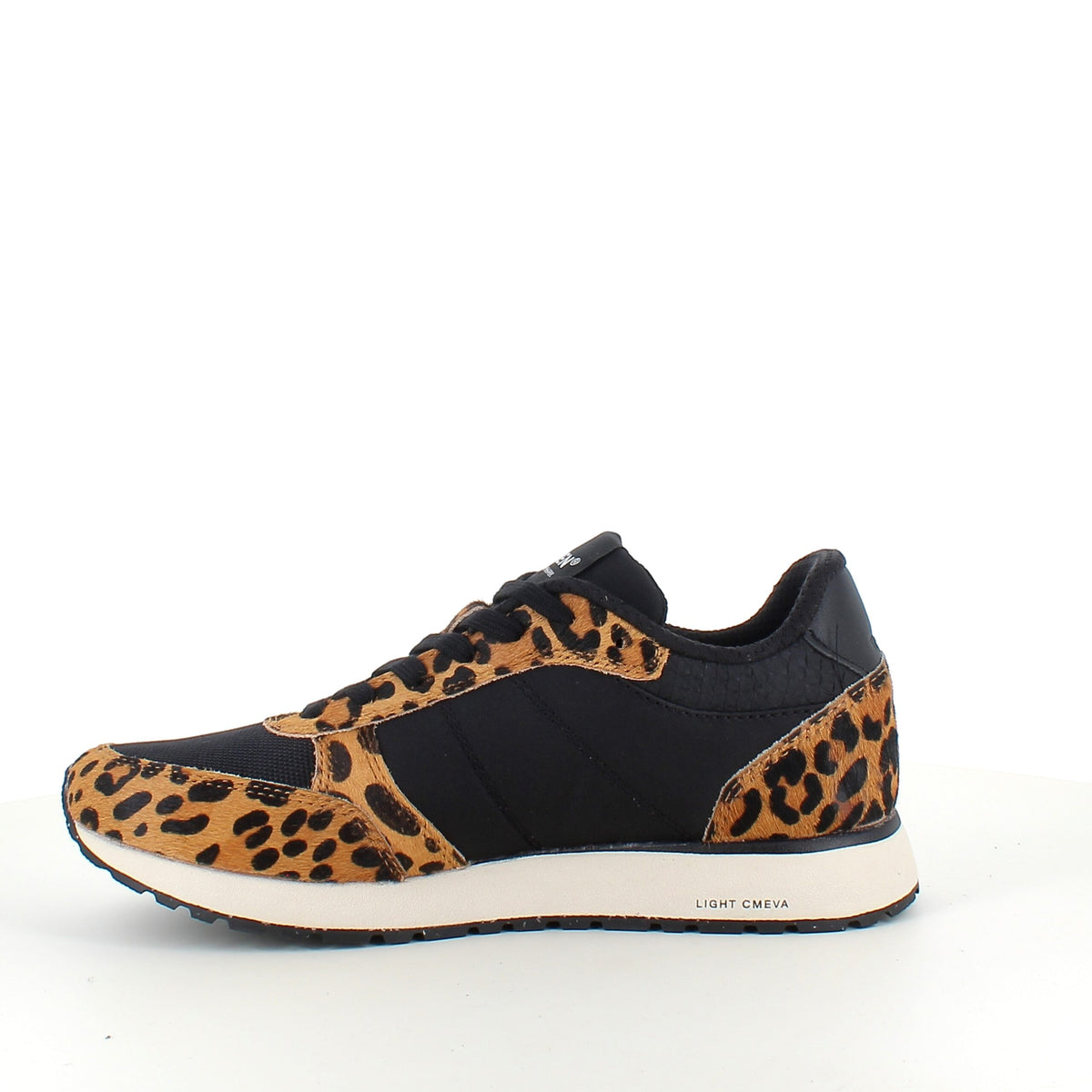 Smarte Woden sneakers i sort mix med leopardmønster