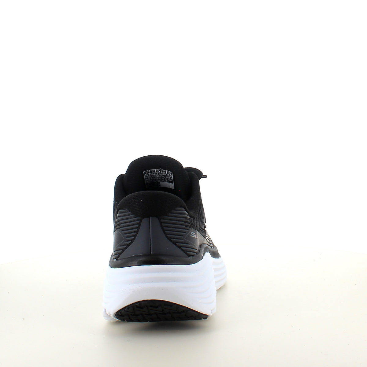 Skechers Max Cushioning Sort slip on sneaker med stødabsorbering