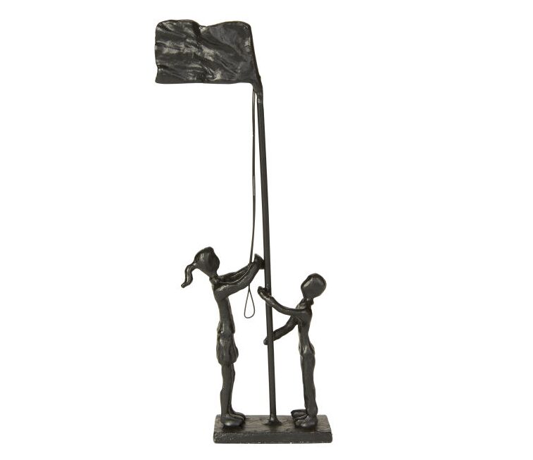 Figur med flag og teksten Tillykke, 25 cm, fra Speedtsberg