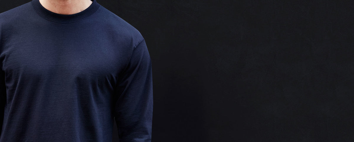 Slidstærk langærmet t-shirt til mænd i navy