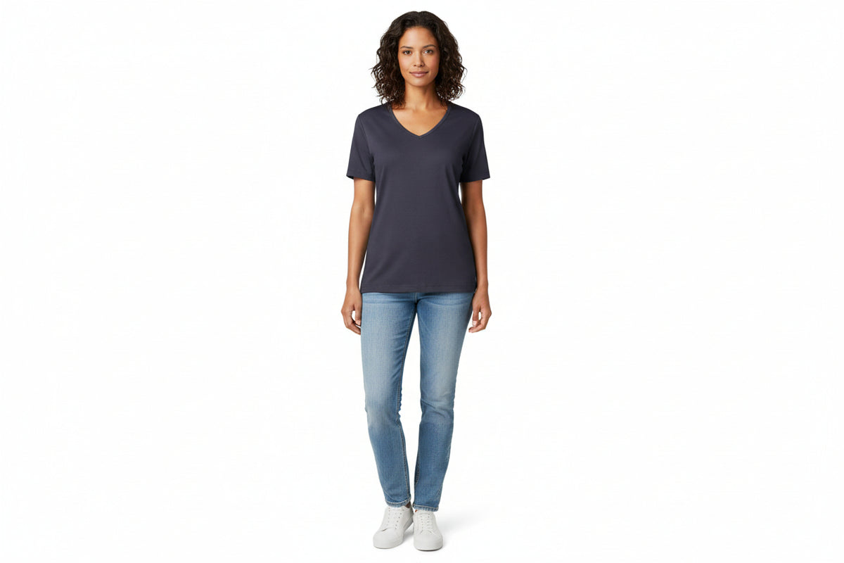 Navy dame t-shirt med v-hals fra ID Tøj
