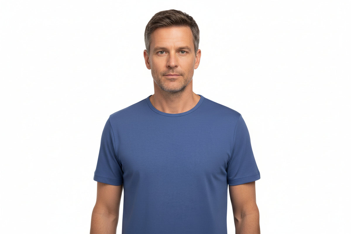 Indigofarvet t-shirt med rund hals til mænd fra ID Tøj