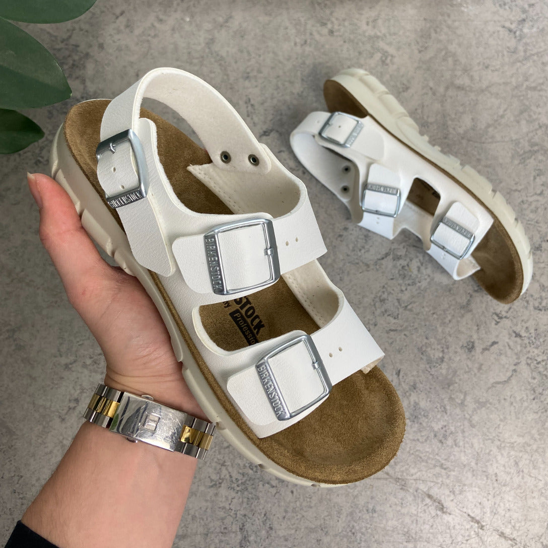 Hvid Birkenstock Kano sandal med skridsikre såler