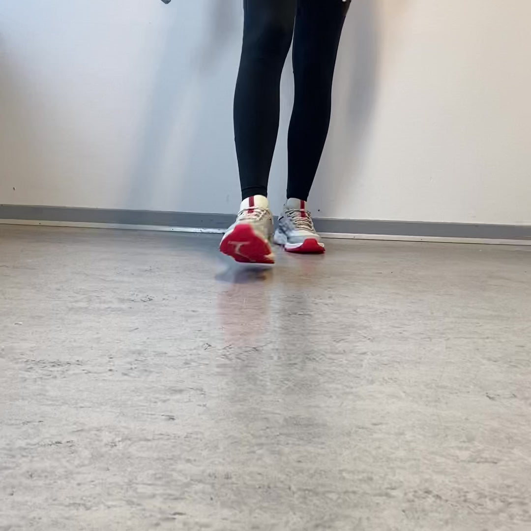 Indlæs video: Endurance Fadell W Shoes – Let &amp; åndbar sneaker