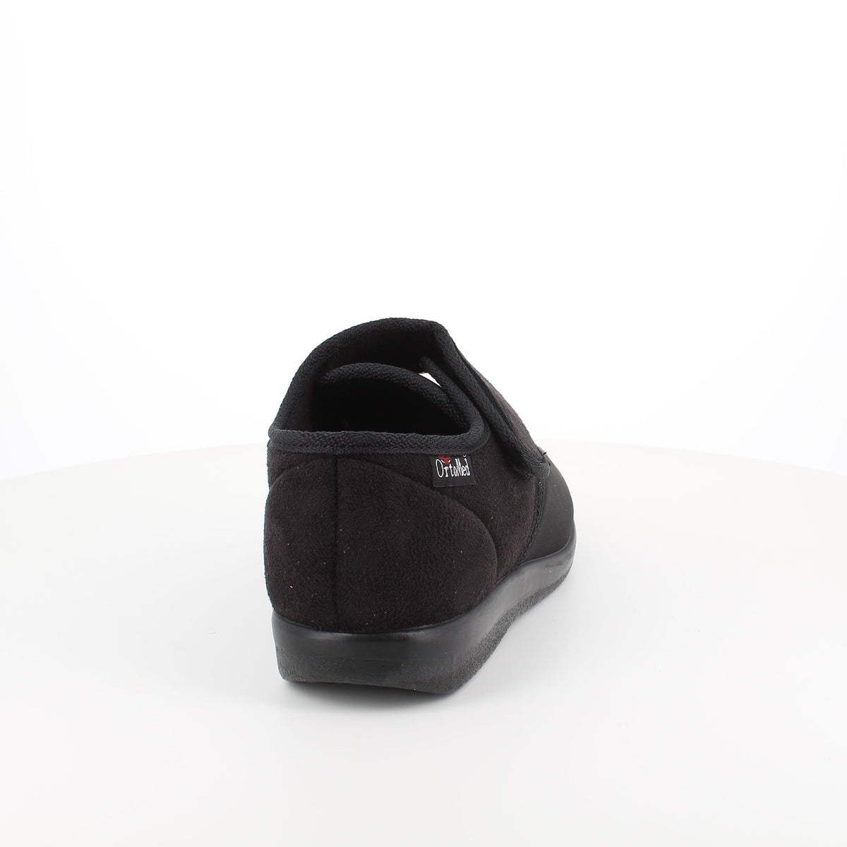 Bred sko fra OrtoMed med velcro